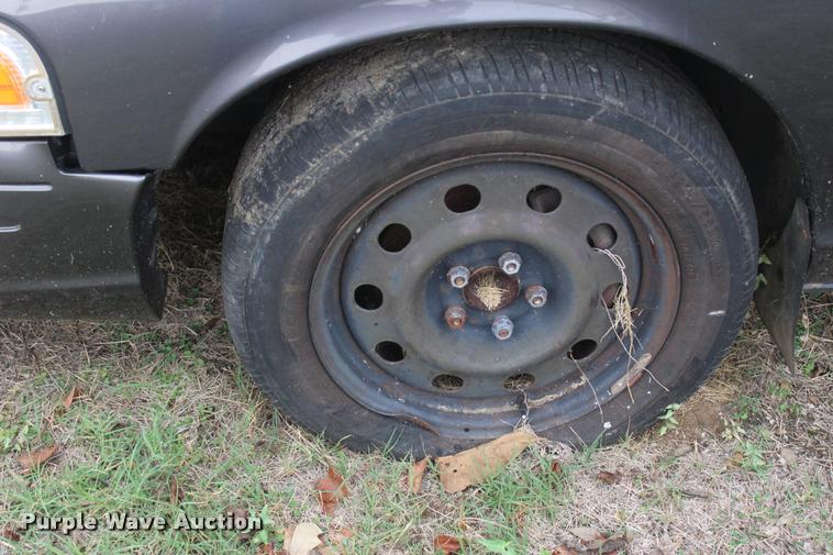 image for item J4358 2007 Ford Crown Victoria Police Interceptor