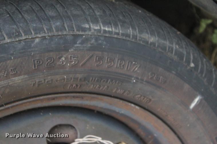 image for item J4358 2007 Ford Crown Victoria Police Interceptor