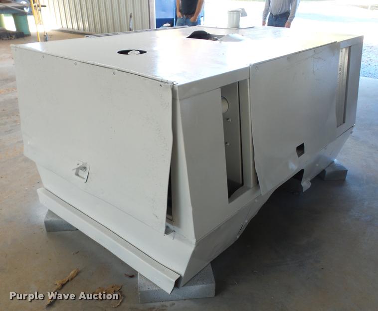 image for item J8698 Sullair 185Q air compressor