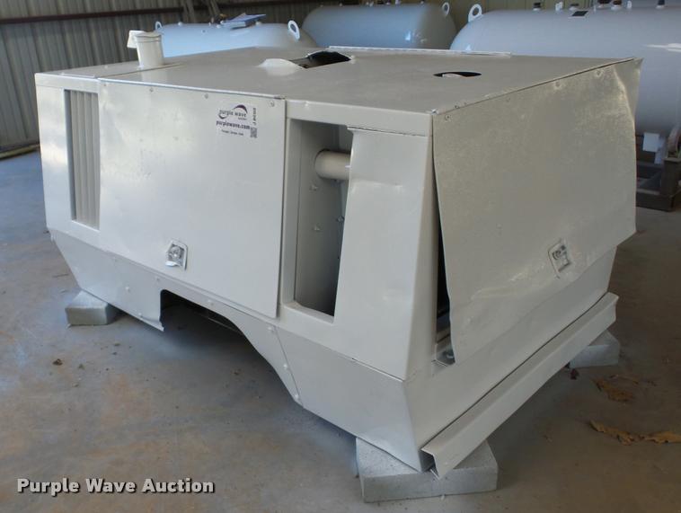 image for item J8698 Sullair 185Q air compressor