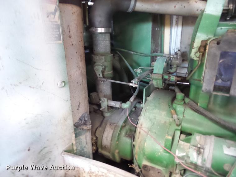 image for item J8698 Sullair 185Q air compressor