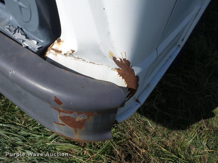 image for item J8709 1966 Ford C600 truck cab and chassis