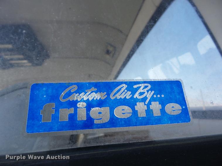 image for item J8709 1966 Ford C600 truck cab and chassis