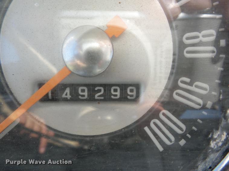 image for item J8709 1966 Ford C600 truck cab and chassis