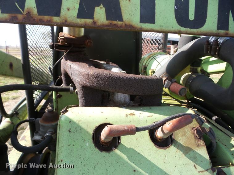 image for item J8710 Mustang 1000 skid steer