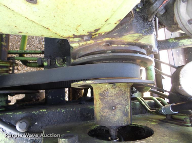 image for item J8710 Mustang 1000 skid steer