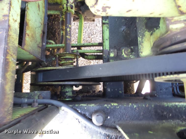 image for item J8710 Mustang 1000 skid steer