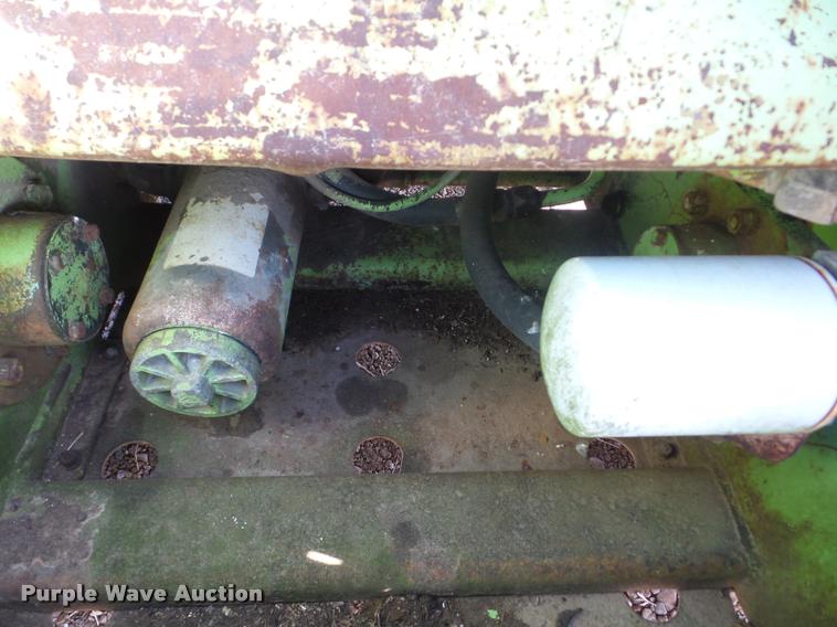 image for item J8710 Mustang 1000 skid steer