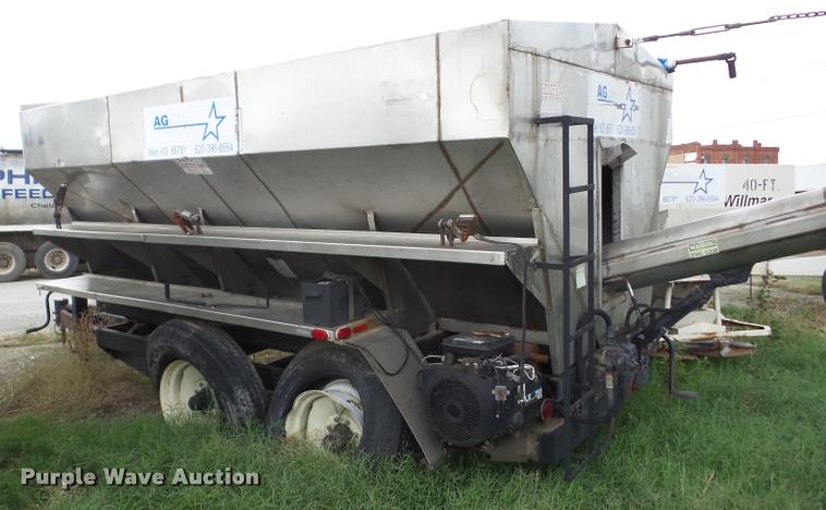 image for item J8722 Adams fertilizer tender