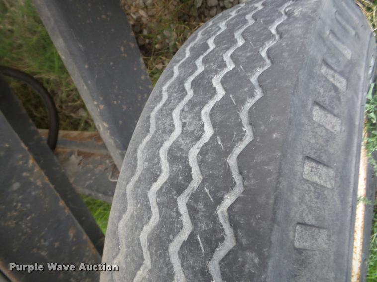 image for item J8722 Adams fertilizer tender