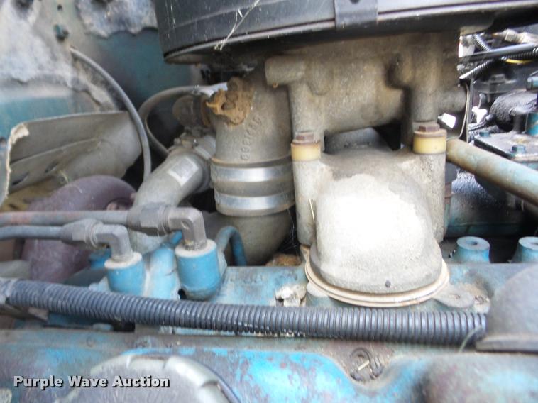 image for item J8728 1988 GMC TopKick C70 dump truck