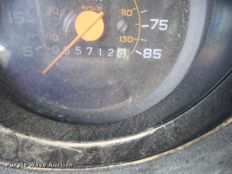 image for item J8728 1988 GMC TopKick C70 dump truck