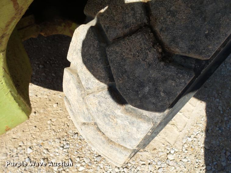 image for item K1041 Clark 682 forklift