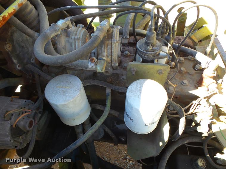 image for item K1041 Clark 682 forklift