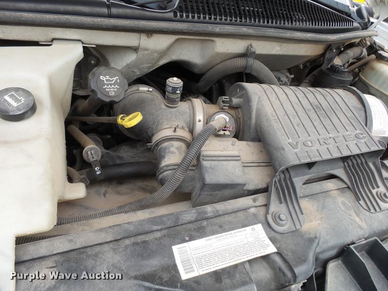 image for item K1044 2004 Chevrolet Express 3500 Cargo utility van