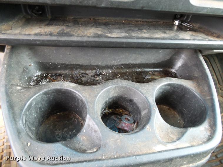 image for item K1044 2004 Chevrolet Express 3500 Cargo utility van