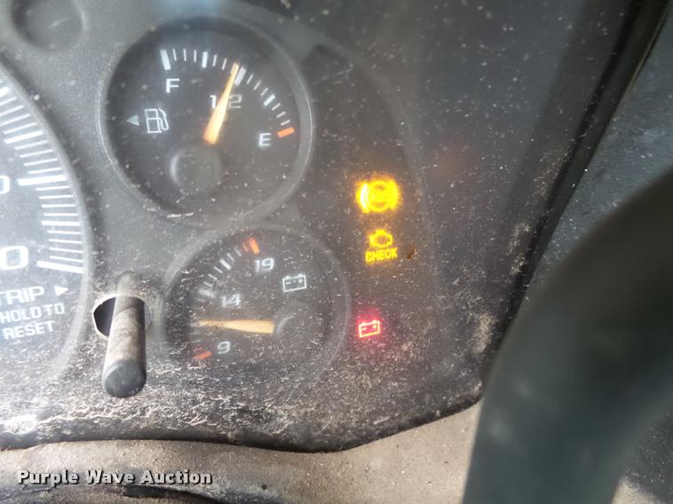 image for item K1044 2004 Chevrolet Express 3500 Cargo utility van