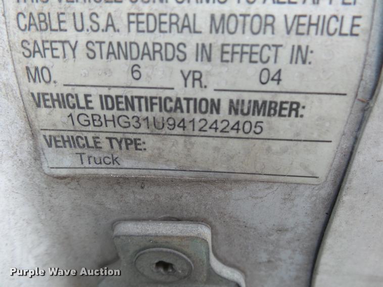 image for item K1044 2004 Chevrolet Express 3500 Cargo utility van