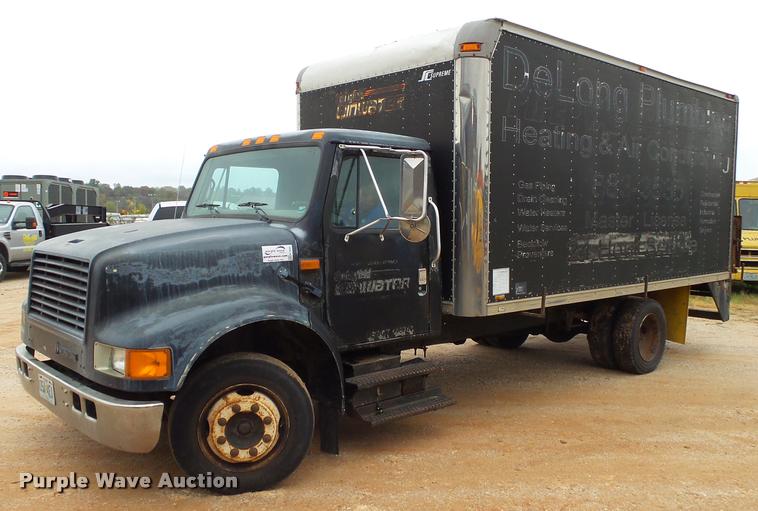image for item K1045 1996 International 4700 box truck