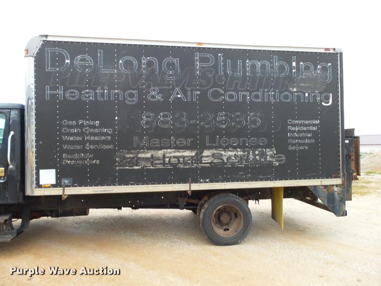 image for item K1045 1996 International 4700 box truck