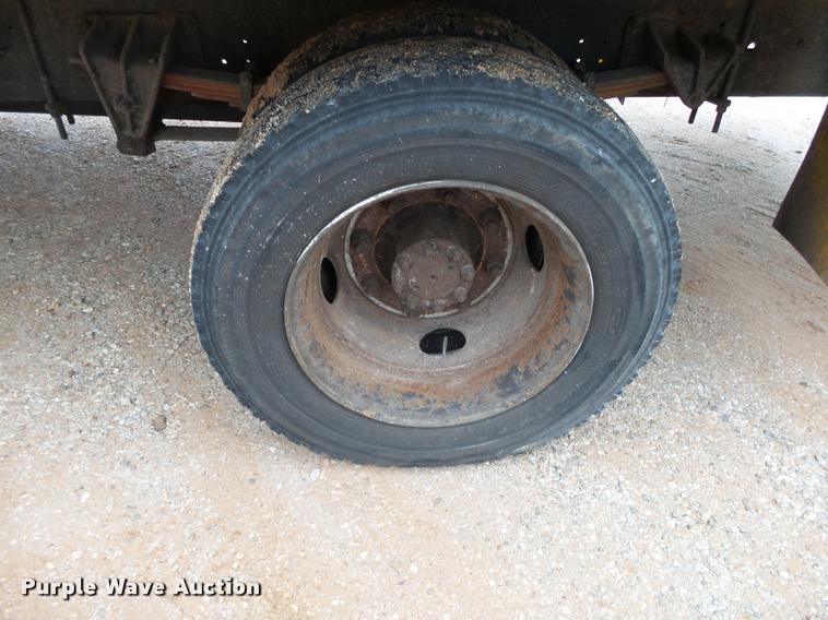 image for item K1045 1996 International 4700 box truck