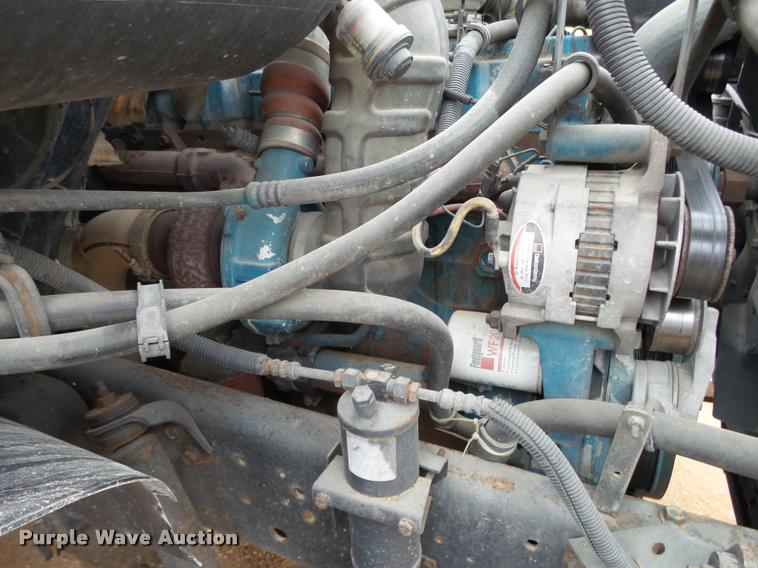 image for item K1045 1996 International 4700 box truck