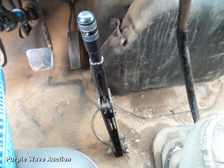 image for item K1045 1996 International 4700 box truck