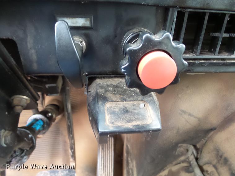 image for item K1045 1996 International 4700 box truck