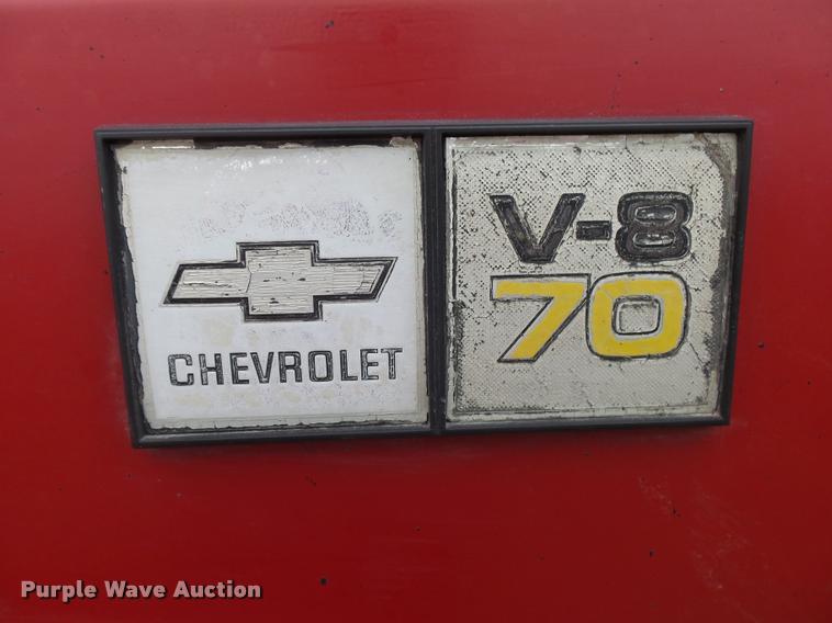 image for item K1049 1982 Chevrolet C70 dump truck