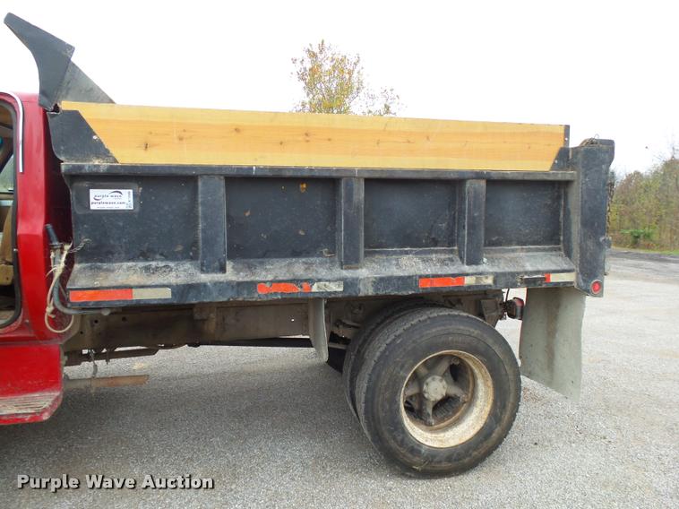 image for item K1049 1982 Chevrolet C70 dump truck