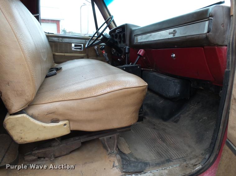 image for item K1049 1982 Chevrolet C70 dump truck