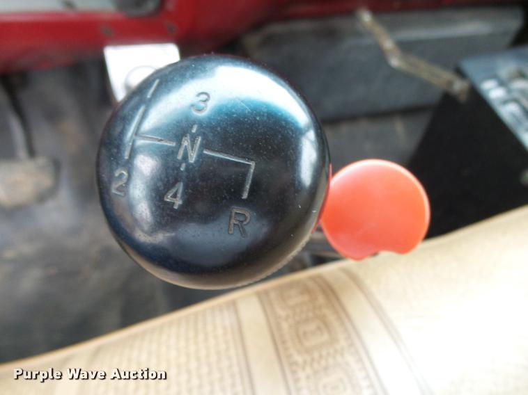 image for item K1049 1982 Chevrolet C70 dump truck