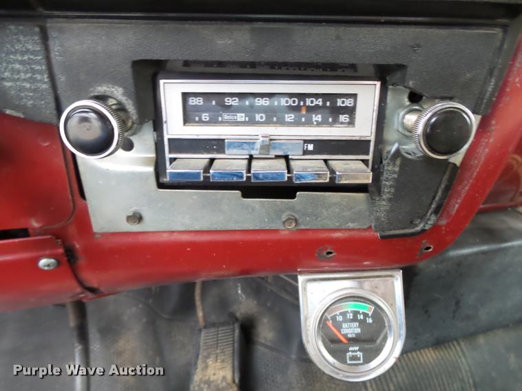 image for item K1049 1982 Chevrolet C70 dump truck