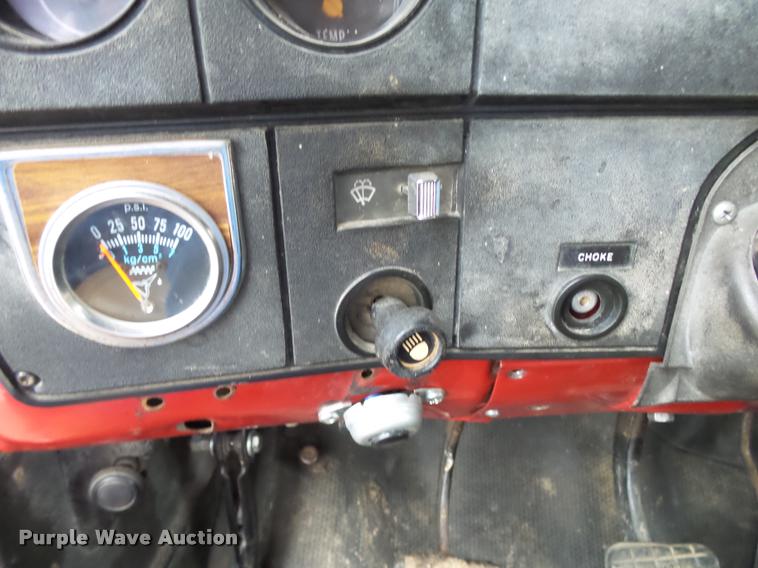 image for item K1049 1982 Chevrolet C70 dump truck