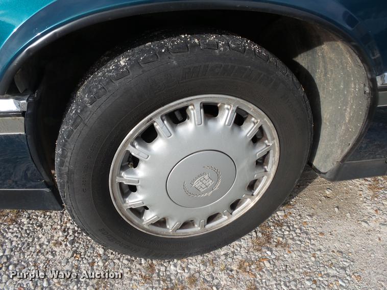 image for item K1051 1994 Cadillac Eldorado Touring