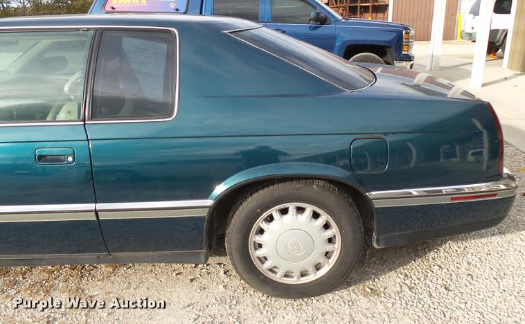 image for item K1051 1994 Cadillac Eldorado Touring