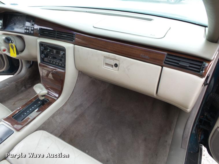 image for item K1051 1994 Cadillac Eldorado Touring