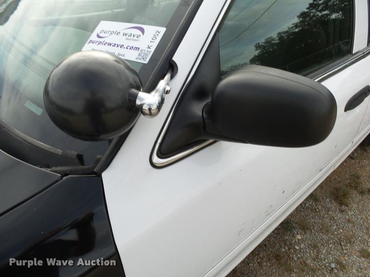 image for item K1052 2005 Ford Crown Victoria Police Interceptor