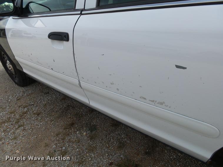 image for item K1052 2005 Ford Crown Victoria Police Interceptor