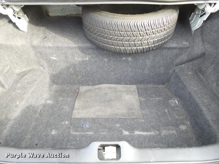 image for item K1052 2005 Ford Crown Victoria Police Interceptor