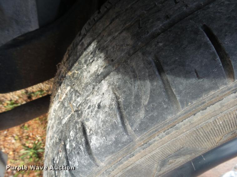 image for item K1052 2005 Ford Crown Victoria Police Interceptor