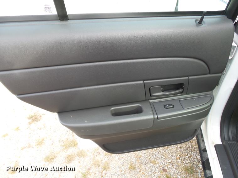 image for item K1052 2005 Ford Crown Victoria Police Interceptor