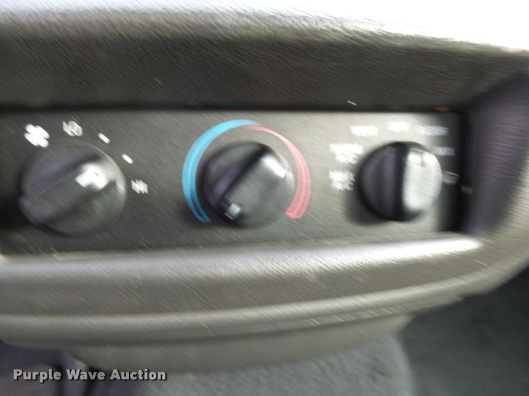 image for item K1052 2005 Ford Crown Victoria Police Interceptor