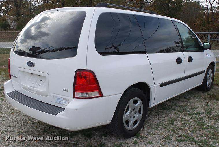 image for item K1053 2006 Ford Freestar SE van