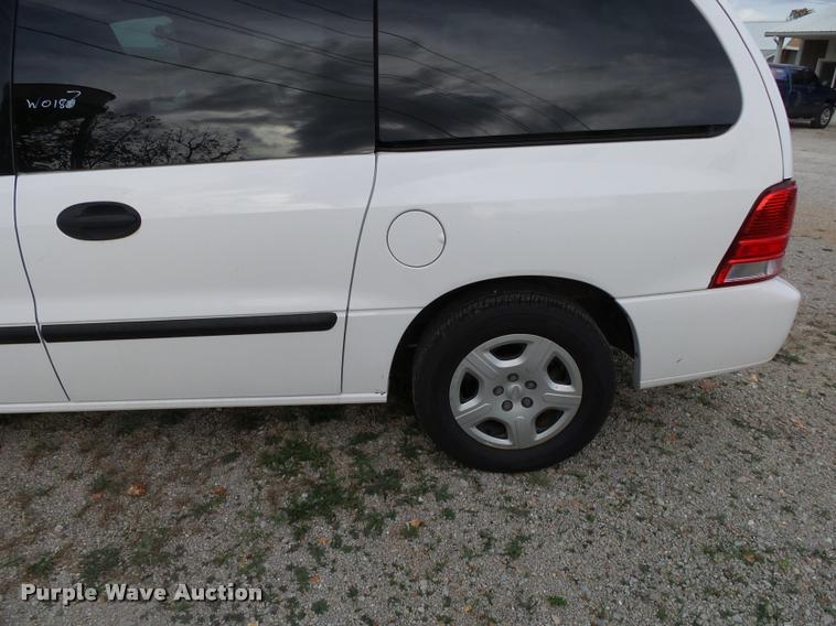 image for item K1053 2006 Ford Freestar SE van