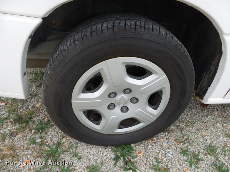 image for item K1053 2006 Ford Freestar SE van