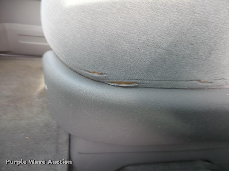 image for item K1053 2006 Ford Freestar SE van