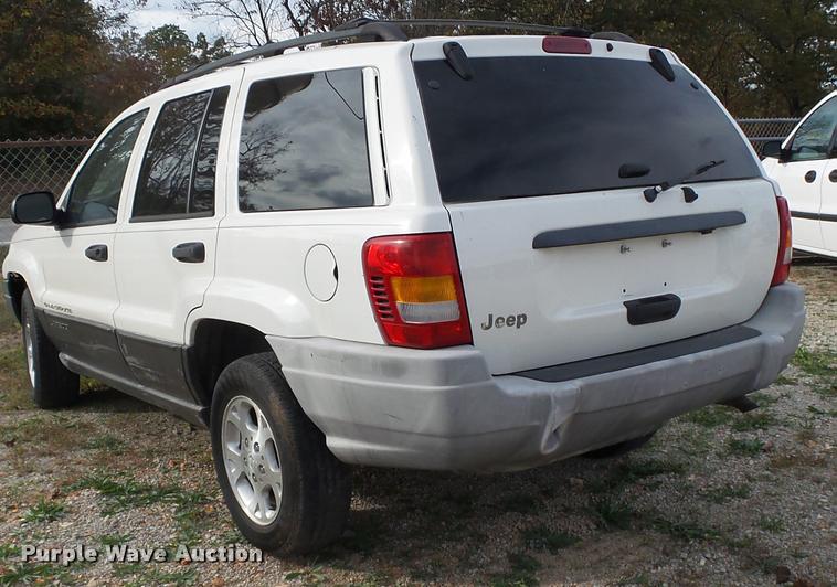 image for item K1054 2000 Jeep Grand Cherokee Laredo SUV