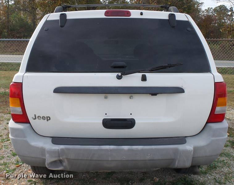 image for item K1054 2000 Jeep Grand Cherokee Laredo SUV