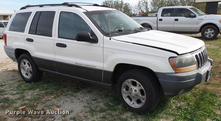 image for item K1054 2000 Jeep Grand Cherokee Laredo SUV